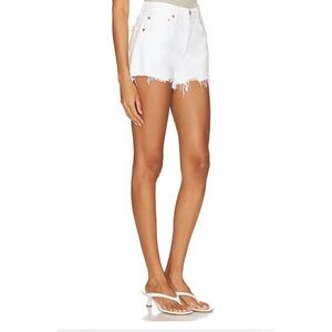 Agolde Women's Parker Shorts in Dough (White) size 27